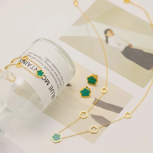 Necklace Bracelets Waterproof Stainless Steel Jewelry Sets in pakistan - Image 5