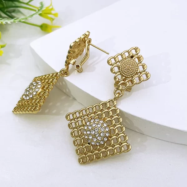 Luxury Design Jewelry Set For Women in Pakistan - Image 4