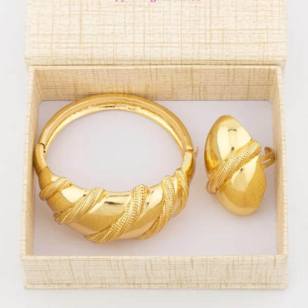 Women african bracelet ring round jewelry in Pakistan - Image 6
