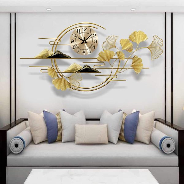 Modern Wall Clock – Stylish Living Room Decor