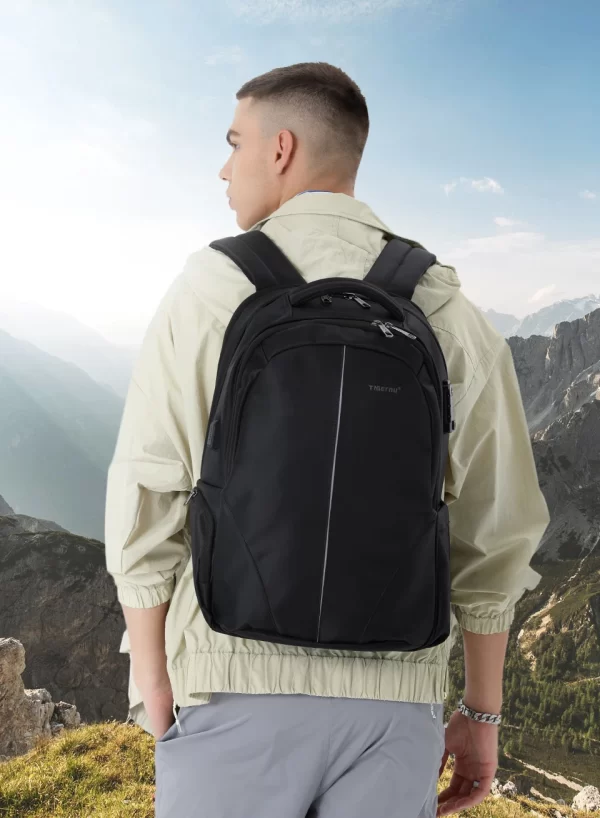 men Lifetime Laptop Bags for sell in pakistan