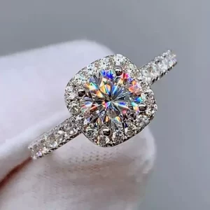 Women square round diamond finger band jewelry in Pakistan