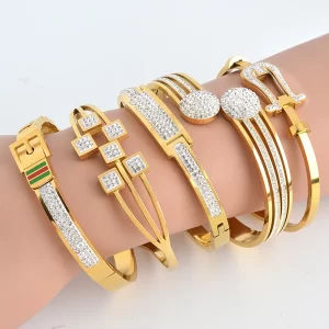 Women Gold Color snake Evil Eyes Jewellery set in Pakistan