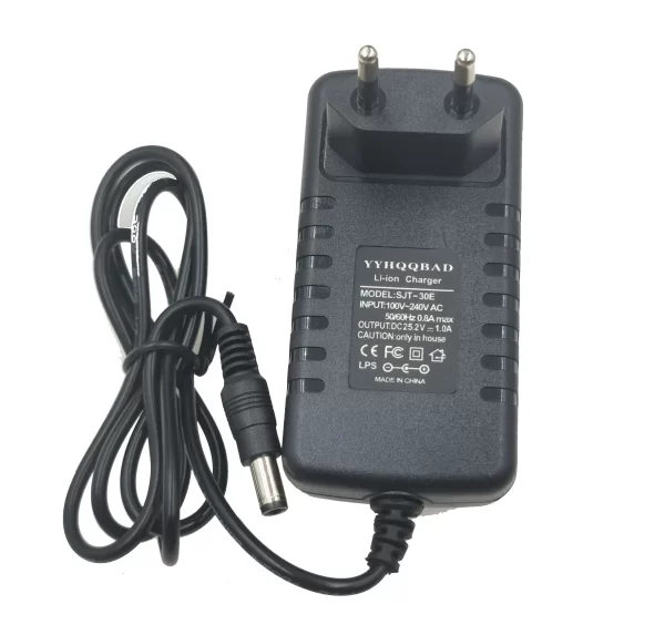 Li-ion battery charger for battery pack connector DC5525 in pakistan