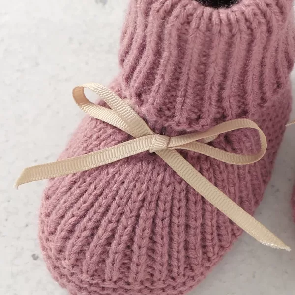 Adorable and Functional: Knit Baby Shoes and Gloves Set for Newborn Girls - Image 5