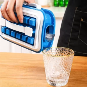 Ice Cube Tray Folding Ice Maker Silicone in pakistan
