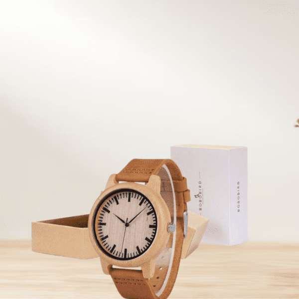 Innovative men's wooden watch by Holzkern.