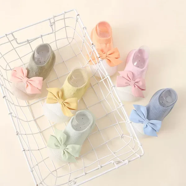 Girls Soft Rubber Sole Crib Toddler Booties