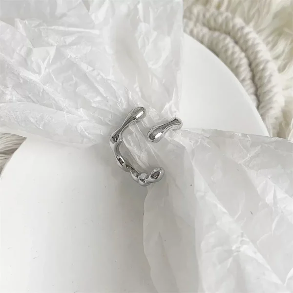 Women Twined Finger Rings price in Pakistan