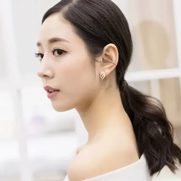 Hole Women’s Simple Elegant Style Ear cuff Bridal Wedding Party Earrings Jewelry