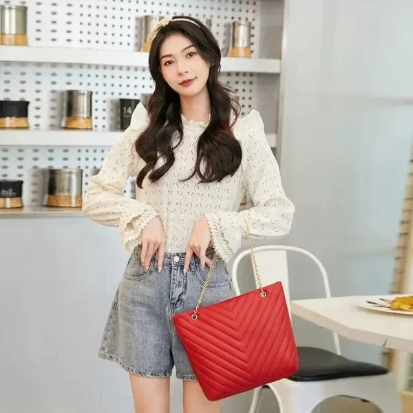 High Quality Pu Leather Handbags and Purses price in Palistan