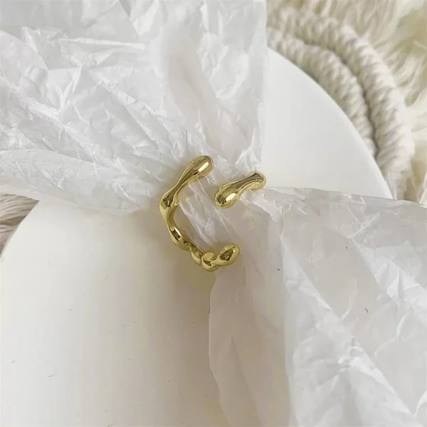 Women Twined Finger Rings price in Pakistan