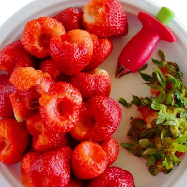 Strawberry Slicer & Huller – Kitchen Gadget Tool 2025.
