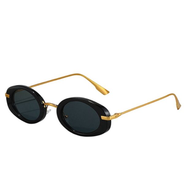 Title: Retro Chic! Helena Oval Sunglasses – UV Protection